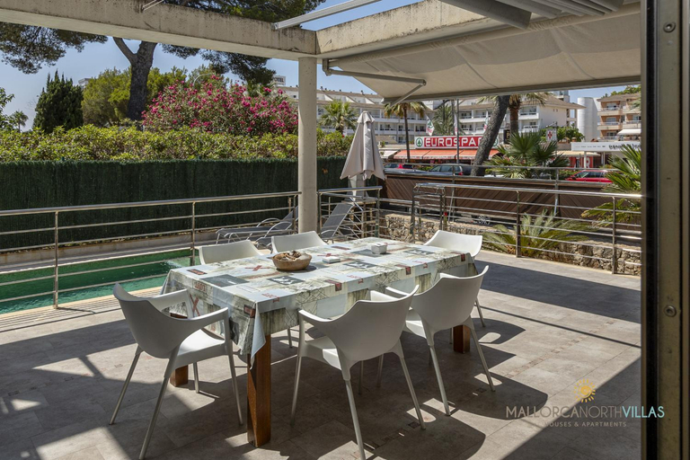 Food & Drinks 5, Villa Albufera, Baleares