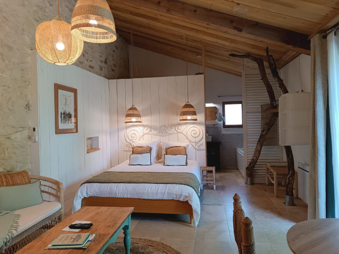 Bedroom 3, Le Sens des Merveilles, Alpes-de-Haute-Provence