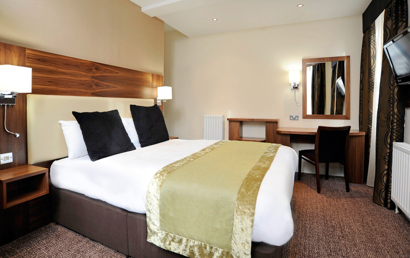 Bedroom 3, LONDON BLOOMSBURY SQUARE HOTEL by IHG, London