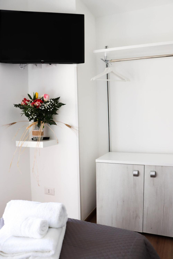 Bedroom, B&B Carlo V, Crotone
