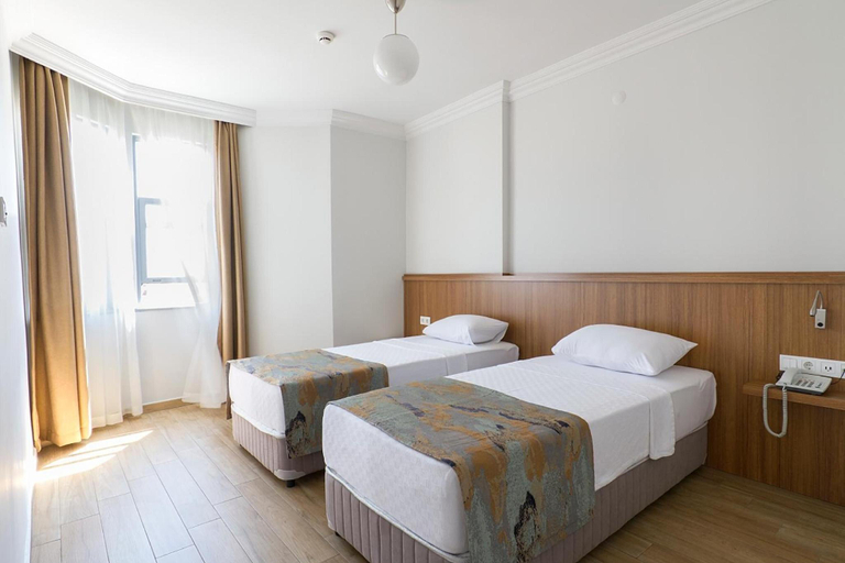 Bedroom 2, Comfort Suites, Alanya