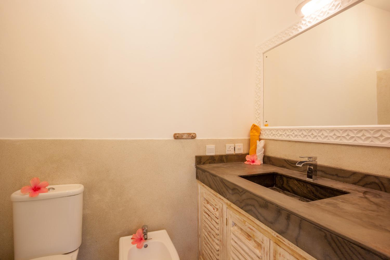 Bathroom 4, Swordfish Villas, Malindi