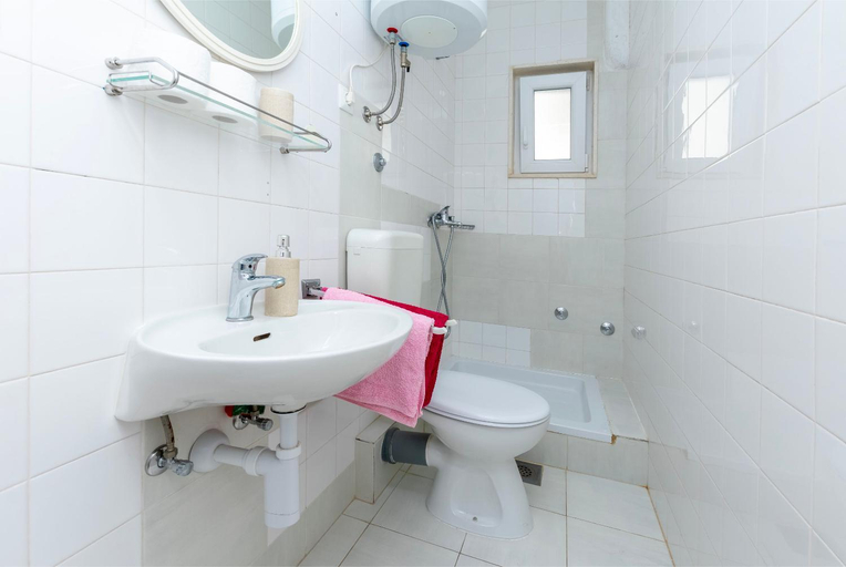Bathroom 3, Apartments Antonio, Dugi Rat