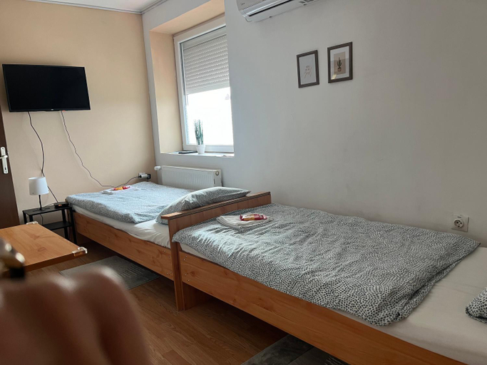 Others 5, Rooms with private Bathroom & Free Parking ''Sobe Zoka,,, Subotica