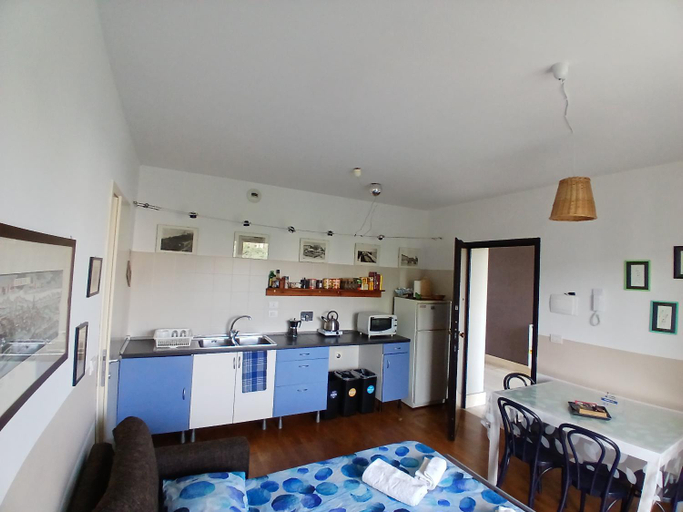Others 4, B&B Balon, Torino