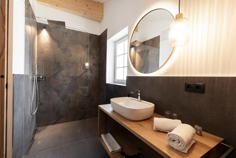 Bathroom 4, Garni Hotel Tauber, Bolzano