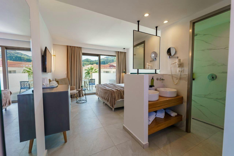 Bedroom 3, Diana Palace Hotel Zakynthos, Ionian Islands