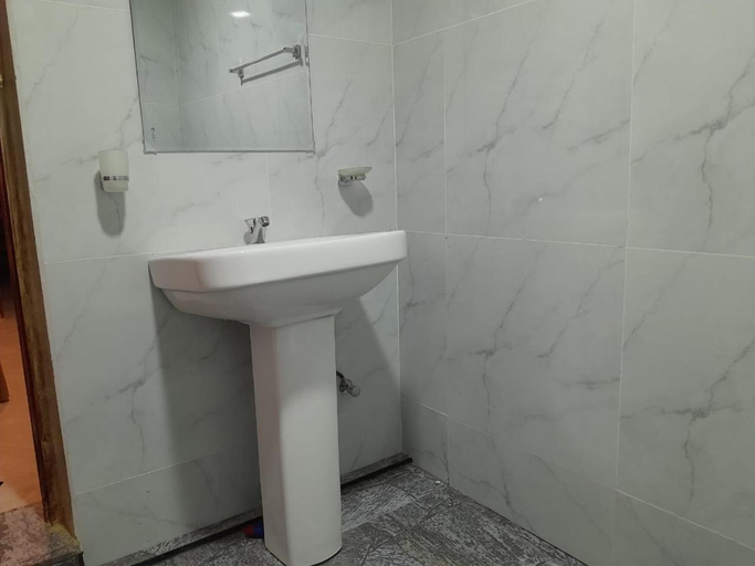 Bathroom 2, Heritage Eco Garden, Dickwella