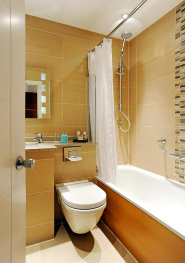 Swimming Pool 5, LONDON BLOOMSBURY SQUARE HOTEL by IHG, London