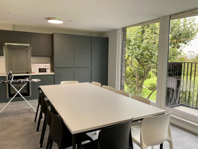Shared kitchen 3, Student Only Element, London