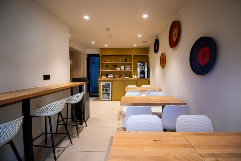 Food & Drinks 5, Hotel Ambassadeur, Nord