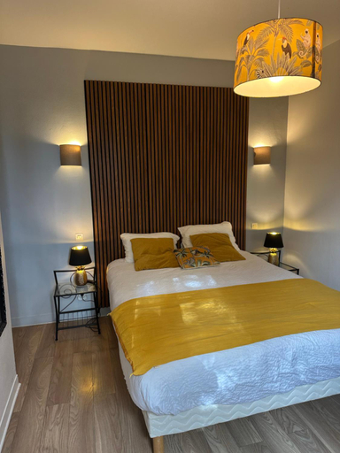 Bedroom, Manoir de la Marjolaine, Calvados