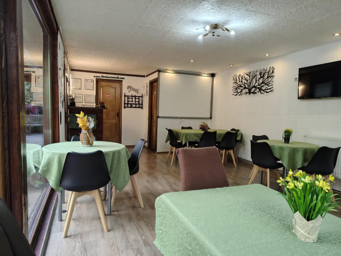 Food & Drinks 2, Pensiunea Verde, Baia Sprie