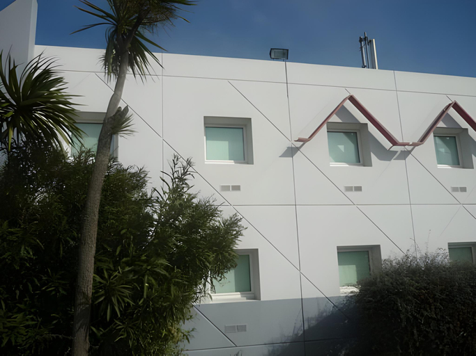 Exterior & Views 2, Enzo Hotels 1er Prix Dreux, Eure-et-Loir