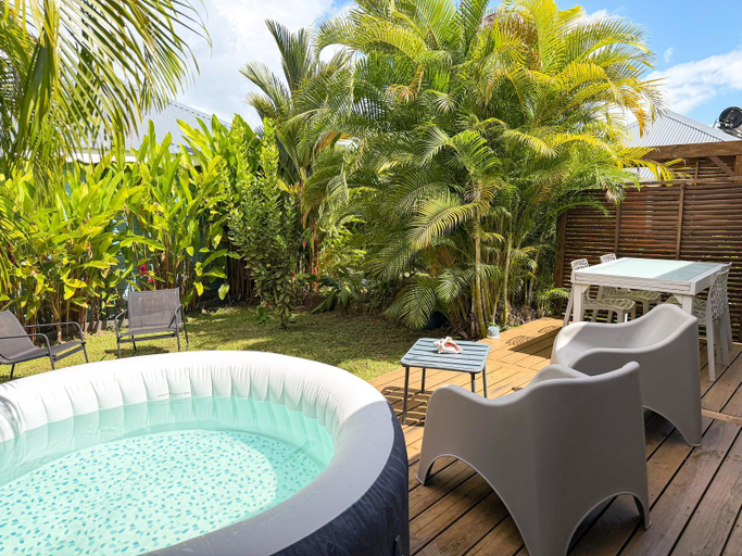 Facilities 5, Au son des Grenouilles, Sainte-Rose