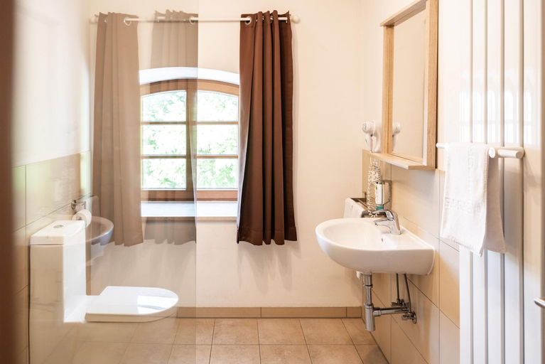 Bathroom 5, Stanglbrau, Kelheim