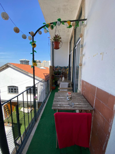 Others 2, Quarto no Apartamento Pombal Lisboa, Lisbon