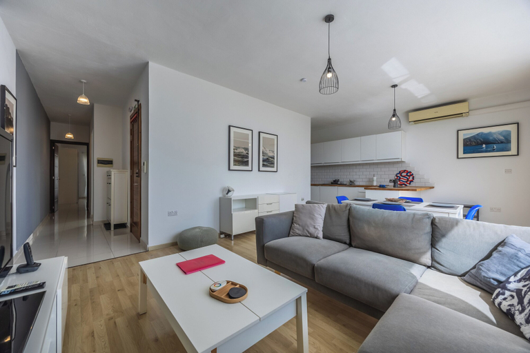 Living area 2, Modern Sunlit 2BR Penthouse Big Terrace