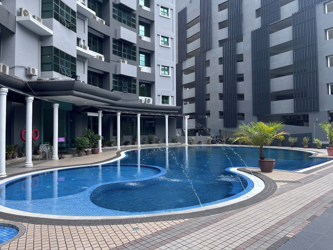 Pool, Stallions Suite Penang, Pulau Penang