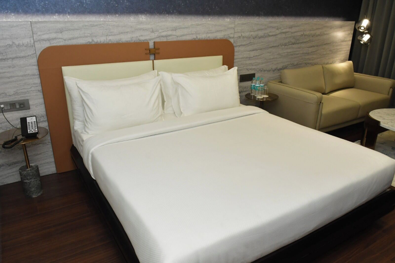Room 3, VARAY GRANDE, Ujjain