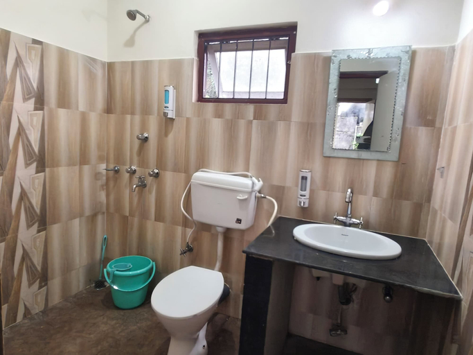 Bathroom 3, Springhill Farmstead, West Sikkim