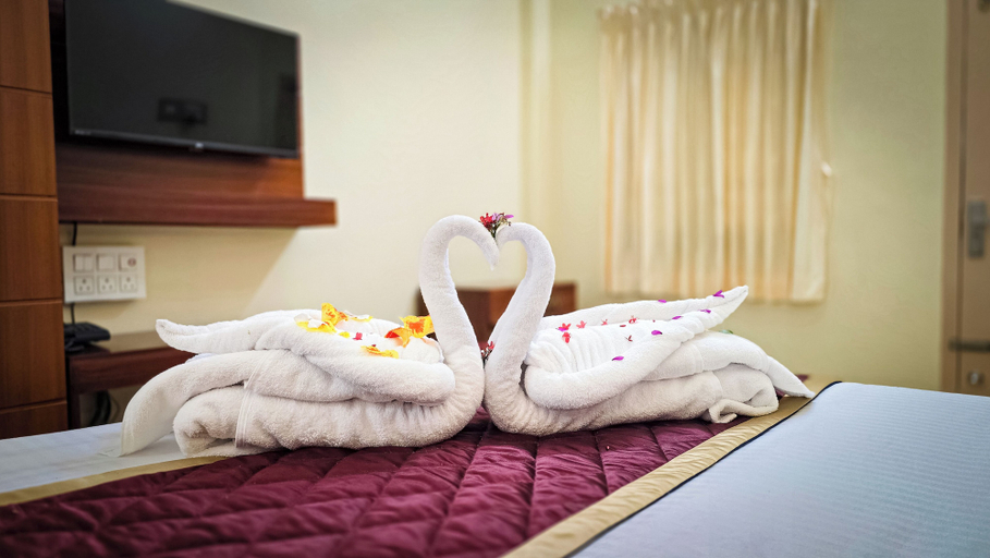 Room 5, Luna Castle, Tirunelveli