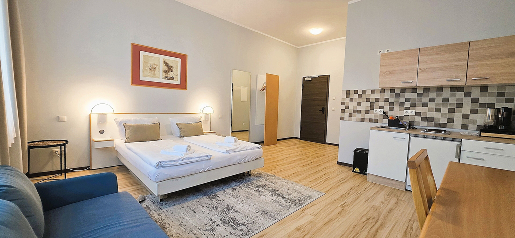 Room 2, UNEA Aparthotel Leipzig, Leipzig