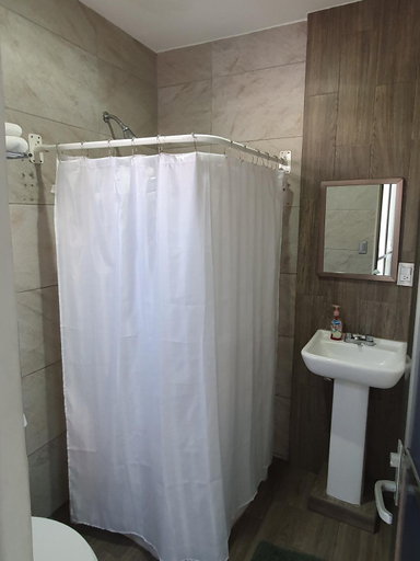 Bathroom 3, Habitaciones amuebladas Veracruz Logos, Medellín