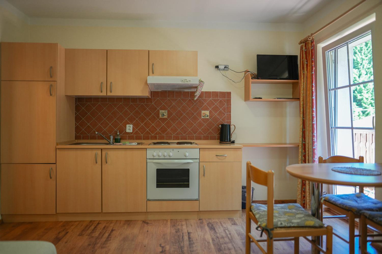 Others 2, Apartmany Lekarsky dum, Trutnov