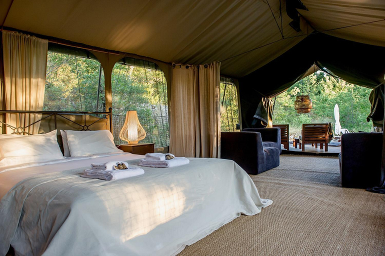 Bedroom, Aux Lodges du Mas de Nadal, Lot