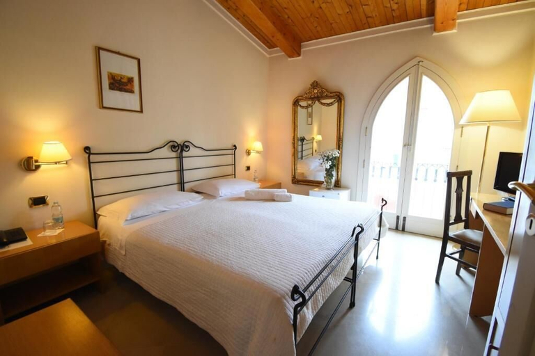 Bedroom 3, Palazzo Sottile Meninni, Bari
