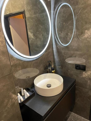 Bathroom 5, Hotel 83, Amsterdam