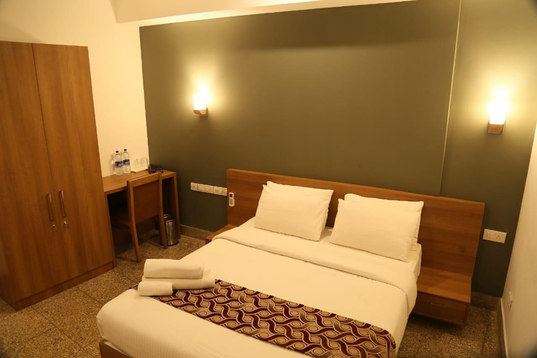 Others 3, HOTEL OMKARA, Kozhikode