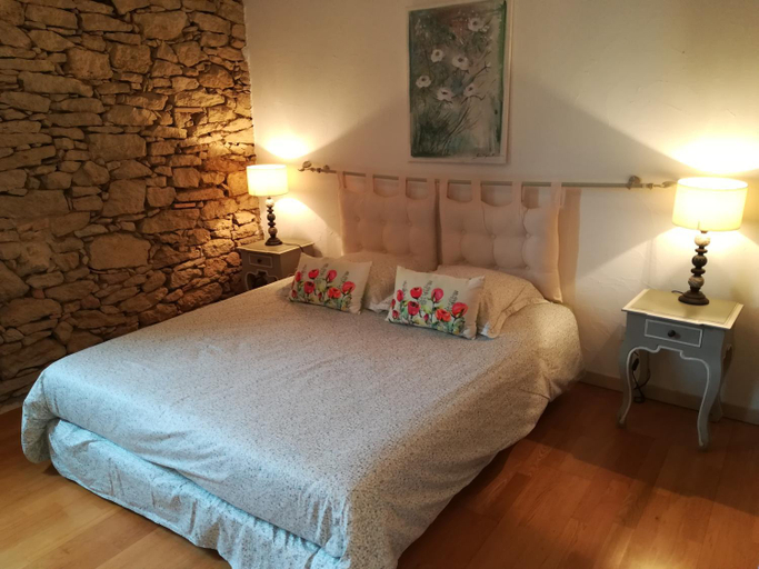 Bedroom 3, La Camiranaise, Gironde