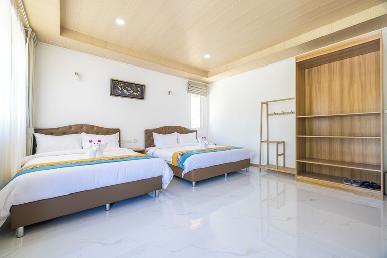 Room 5, Tongtong Garden Holiday Hotel, Pulau Phuket