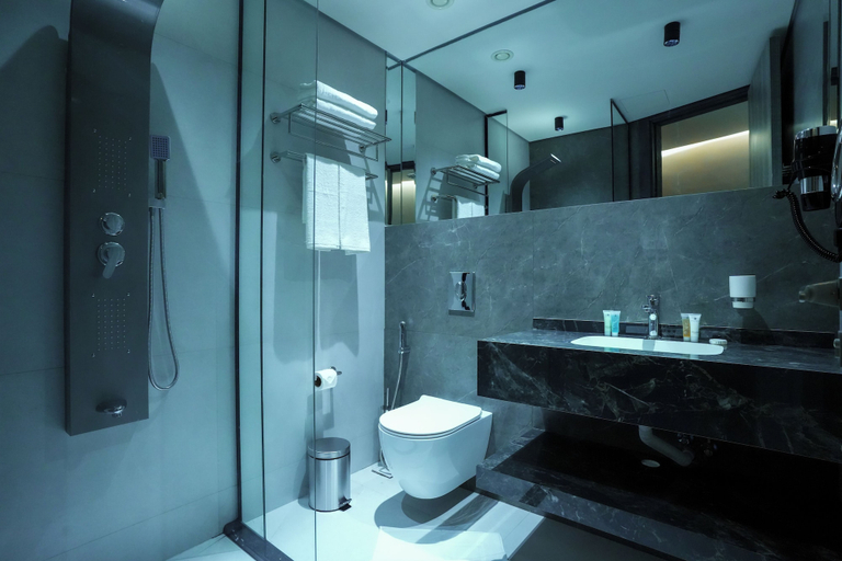 Bathroom 4, Roya Downtown Boutique Hotel, Amman