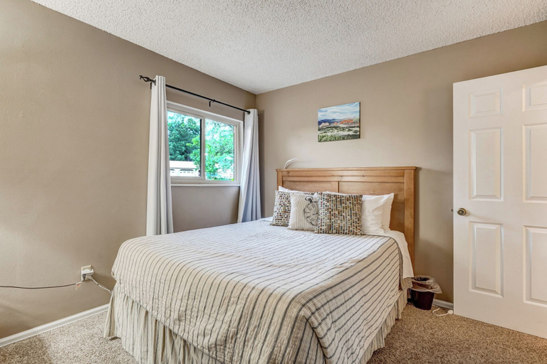 Room 4, Colorado Retreat With Pikes Peak View, El Paso