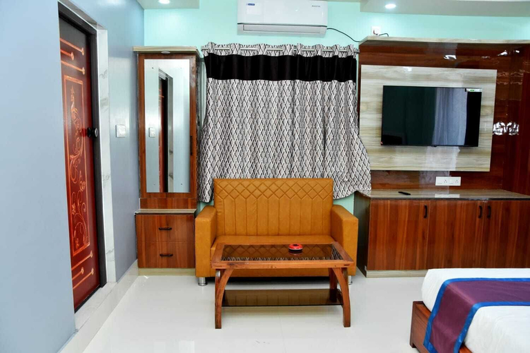 Room 2, Hotel SS Plaza, Nadia