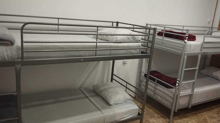 Room 4, Hostel Travelers Inn, Madrid