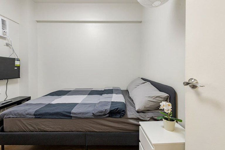 Room 4, Stylish Condo - Cozy Urban Living, Pasay City