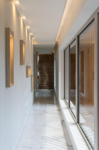 Others 3, Hermen House, Seogwipo