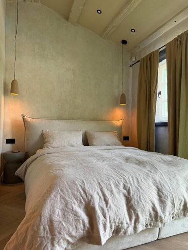 Room 2, Le Château B&B, Višnjan