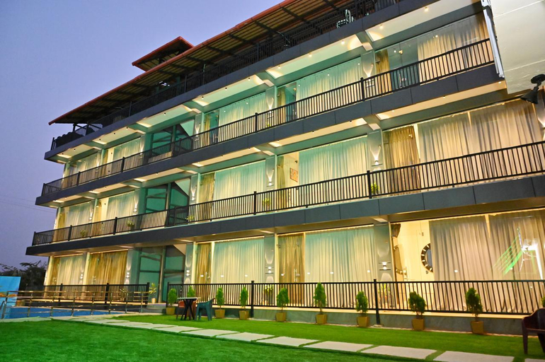 Entrance 3, GP Golden Palm Meadows Resorts, Uttara Kannada