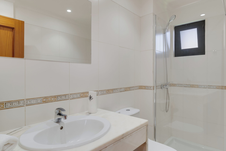 Bathroom 4, Andrade's Villa by HRM, Santa Cruz