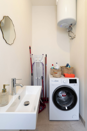 Bathroom 3, Stylish 1BR APT with Terrace