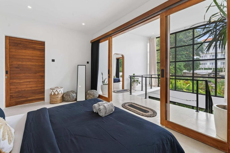 Others 5, Trinity Villa Stylish 3BR Retreat in Canggu, Badung