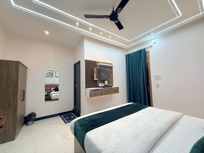 Room 4, Royal Awadh Inn, Faizabad