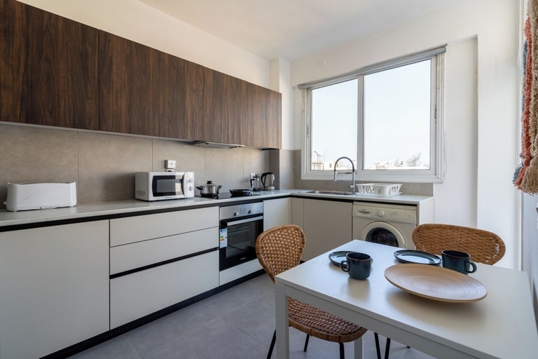 Private kitchen 2, Citrus 3-BR Apt. & Balcony in Larnaca, Larnaca