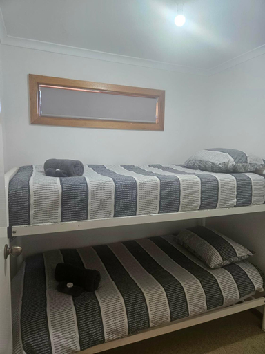 5, Parndana Hotel Cabins, Kangaroo Island