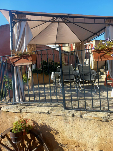 Food & Drinks 4, Casa Abascal cerca de Albarracin y Dinopolis, Teruel
